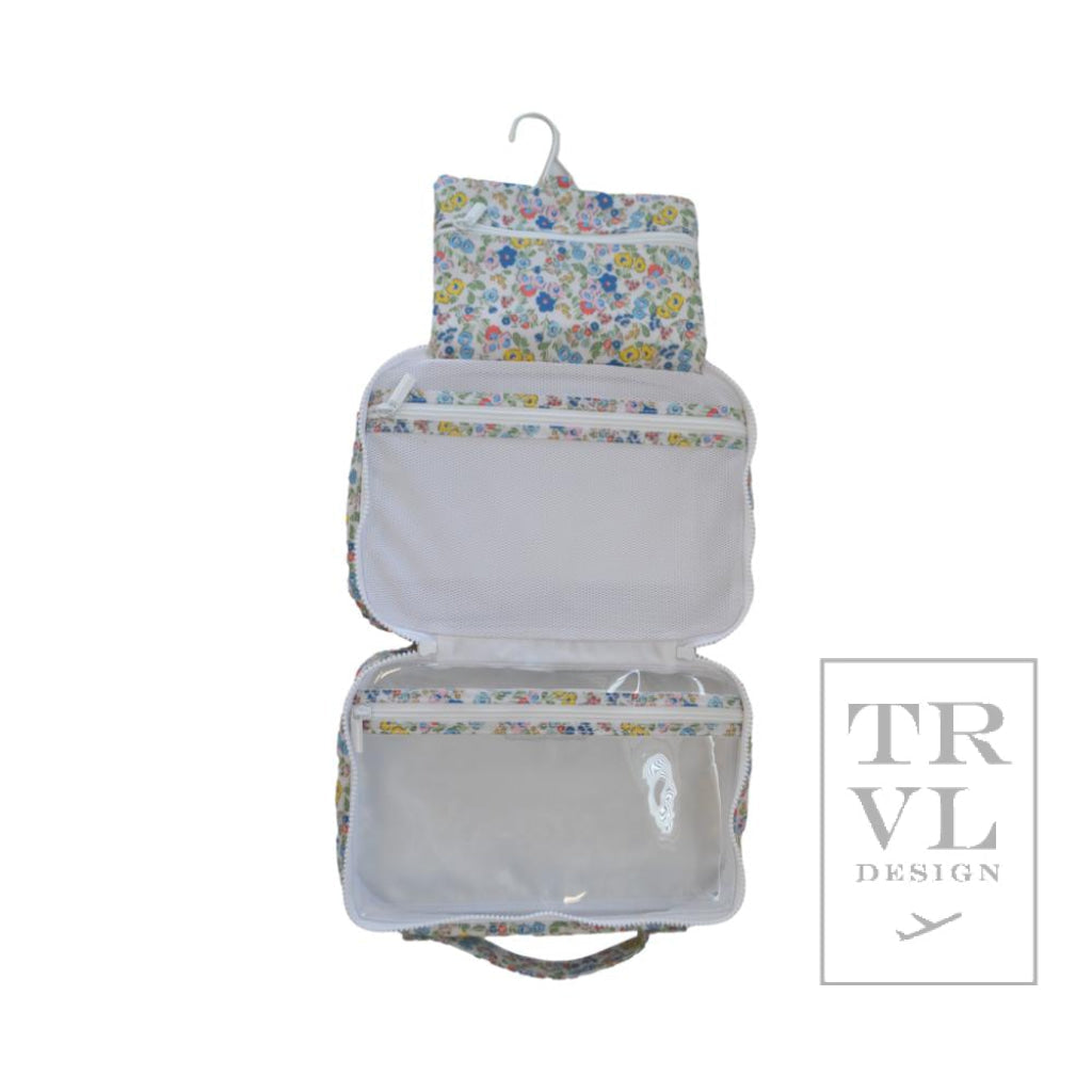 TRVL Bundle Up2- Hanging Toiletry- Posies