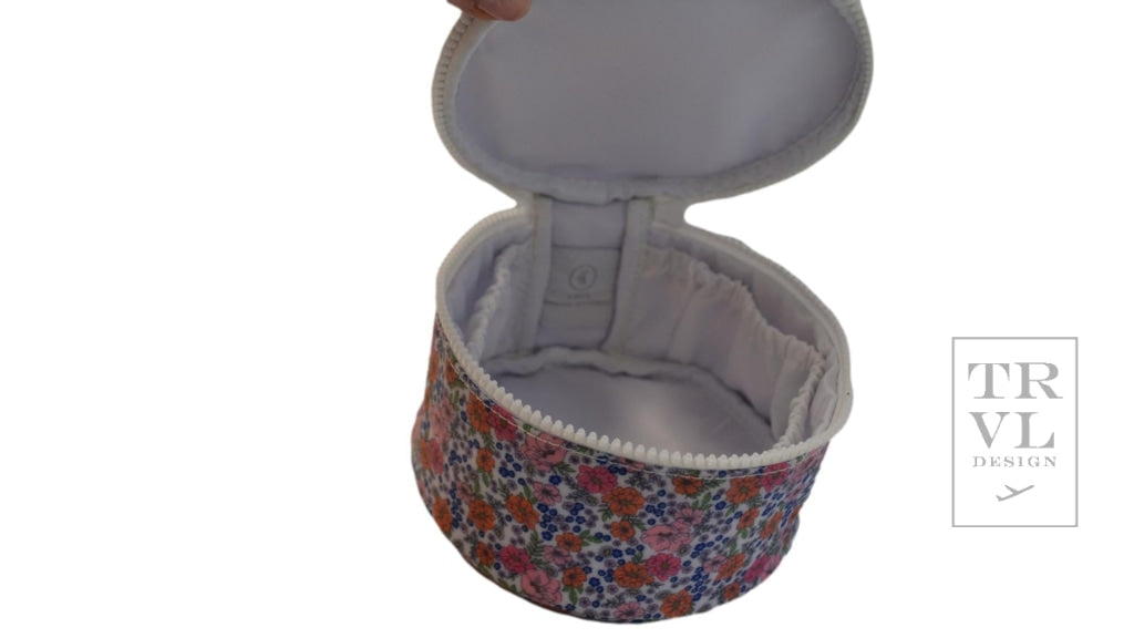 TRVL- Round up jewelry Case- Garden Floral