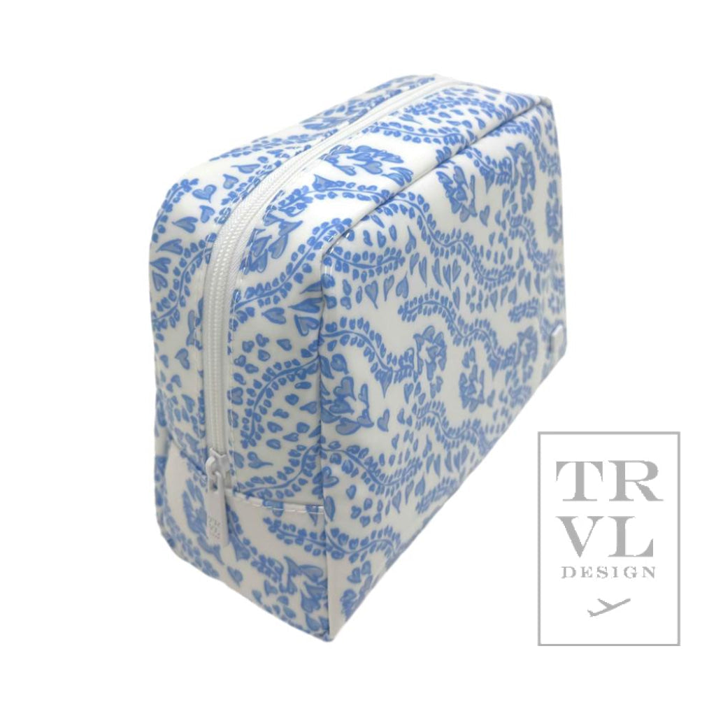 TRVL Gloss Wash Bag- All Heart Blue